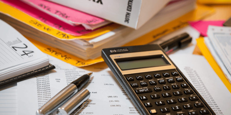 Accountant vs Financial Adviser